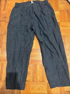 Eileen Fisher 100% linen cropped dark gray pants